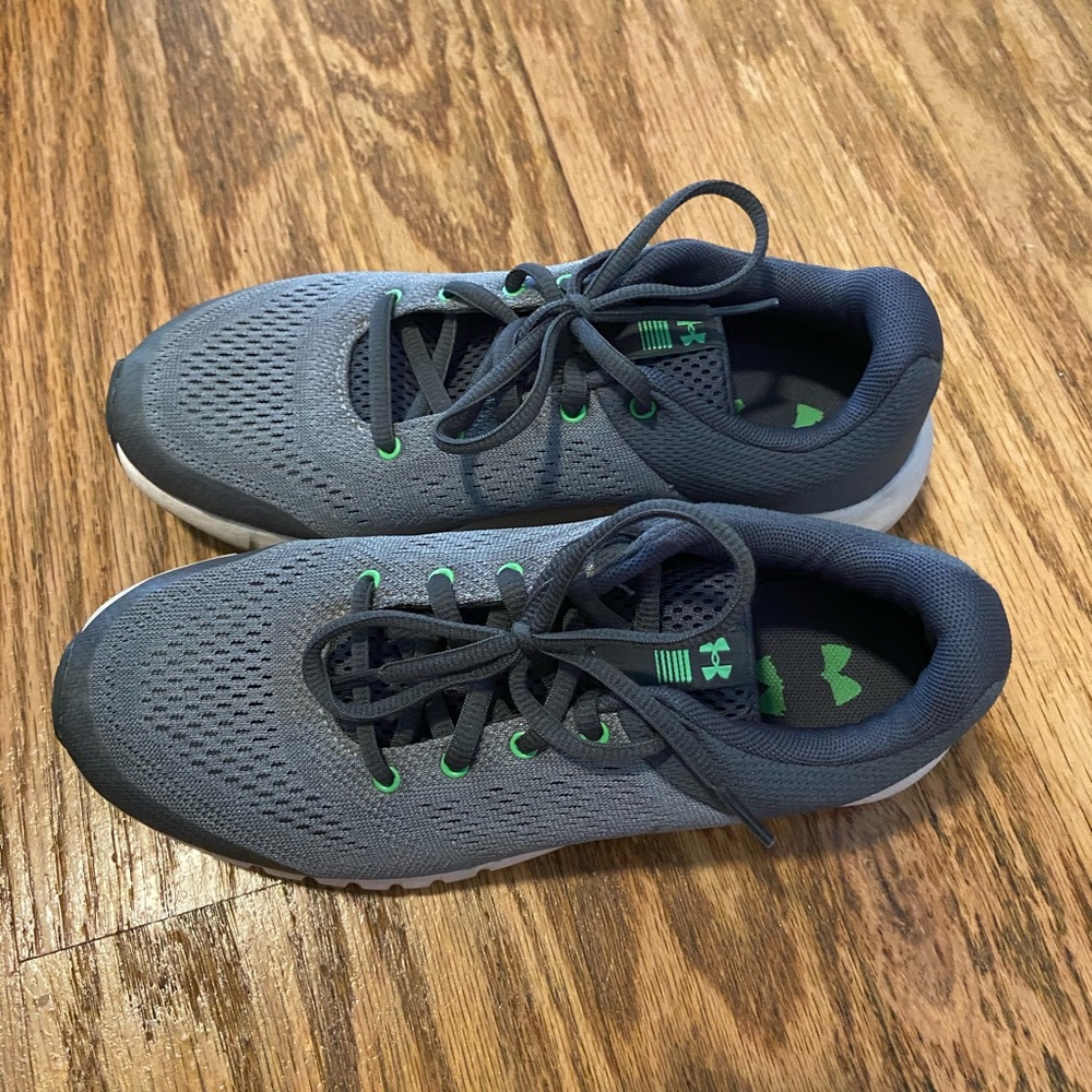 Boys Athletic Shoes